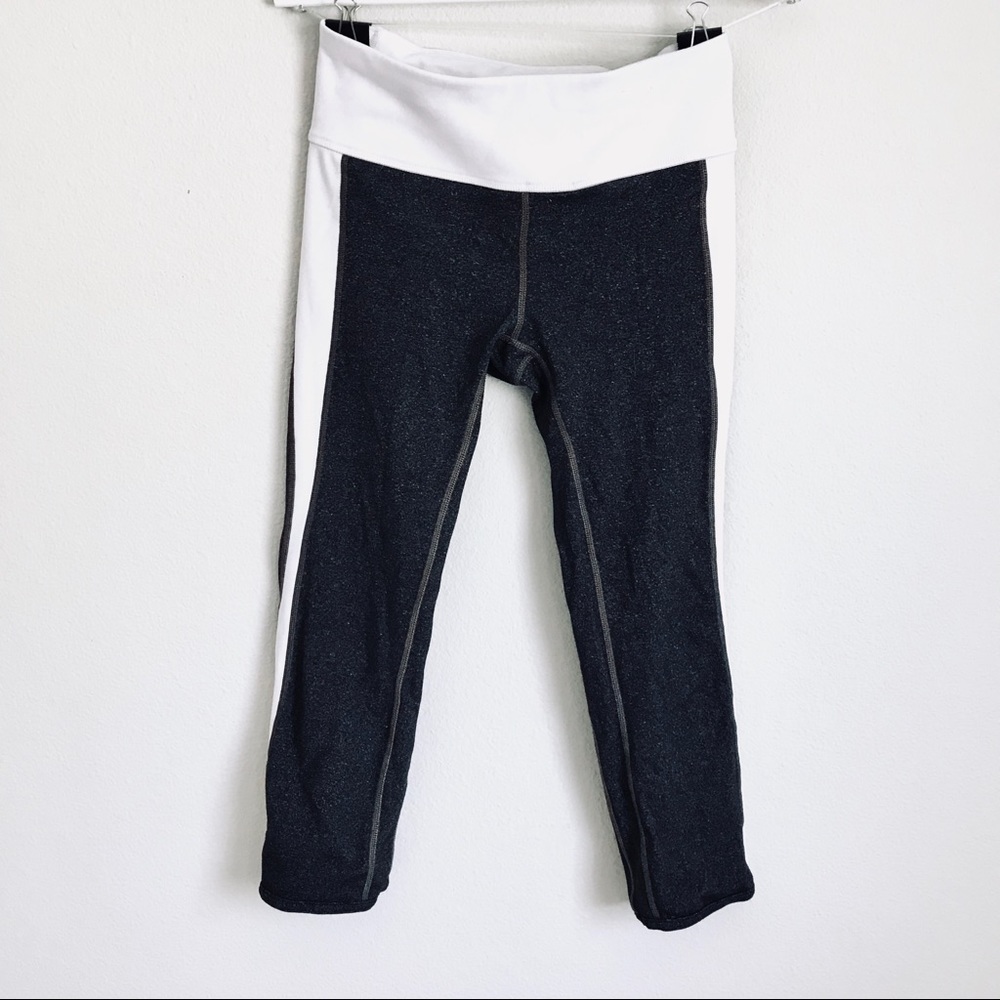 Gap Fit Charcoal Grey Capri Leggings Workout Pants